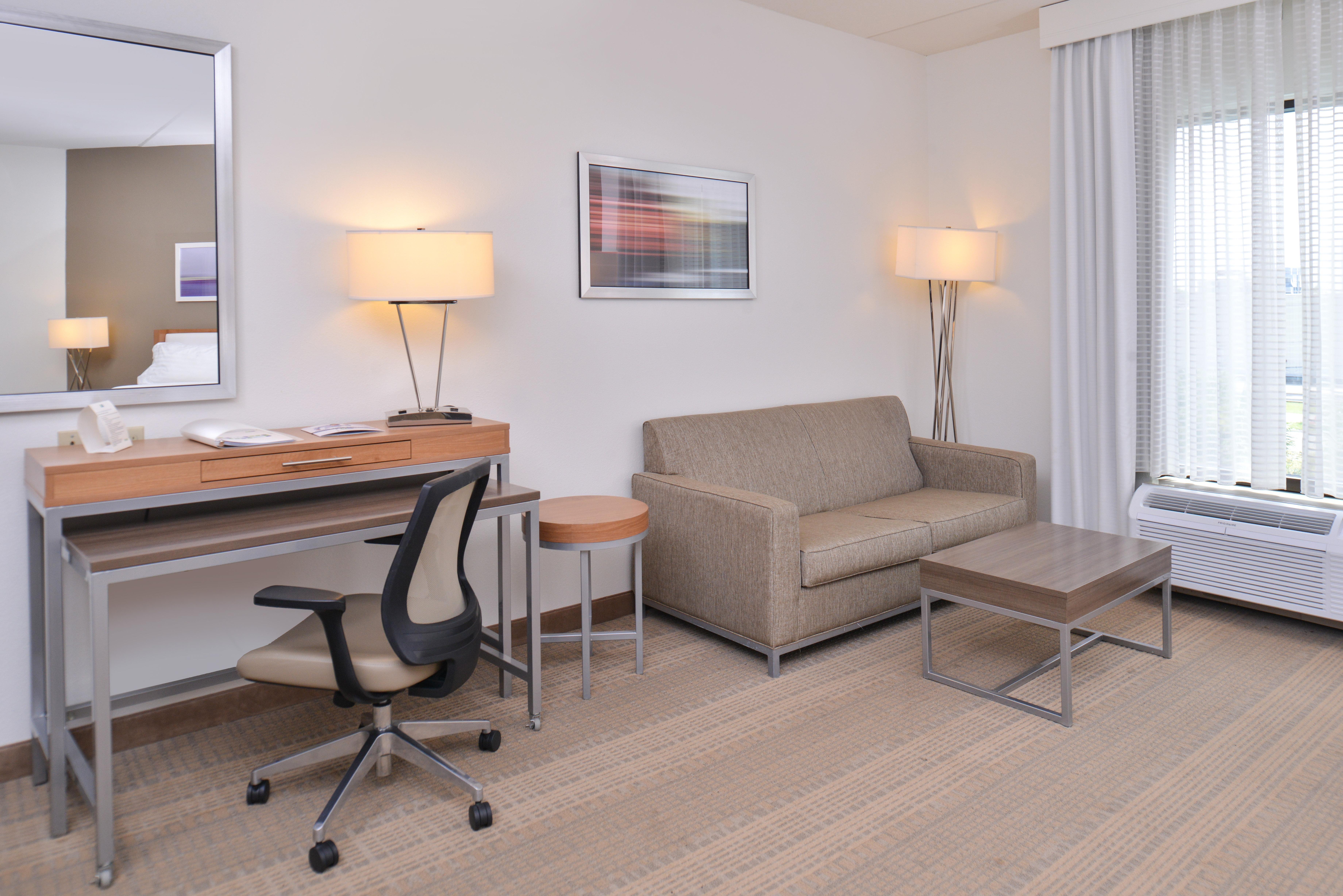 Holiday Inn Express And Suites New Orleans Airport By Ihg Saint Rose Exterior foto